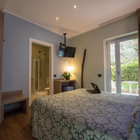 Hotel Eden Brenzone sul Garda Ruang foto