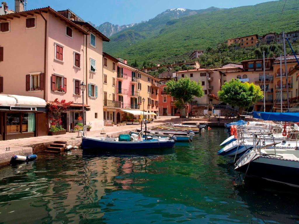 Hotel Eden Brenzone sul Garda Bagian luar foto