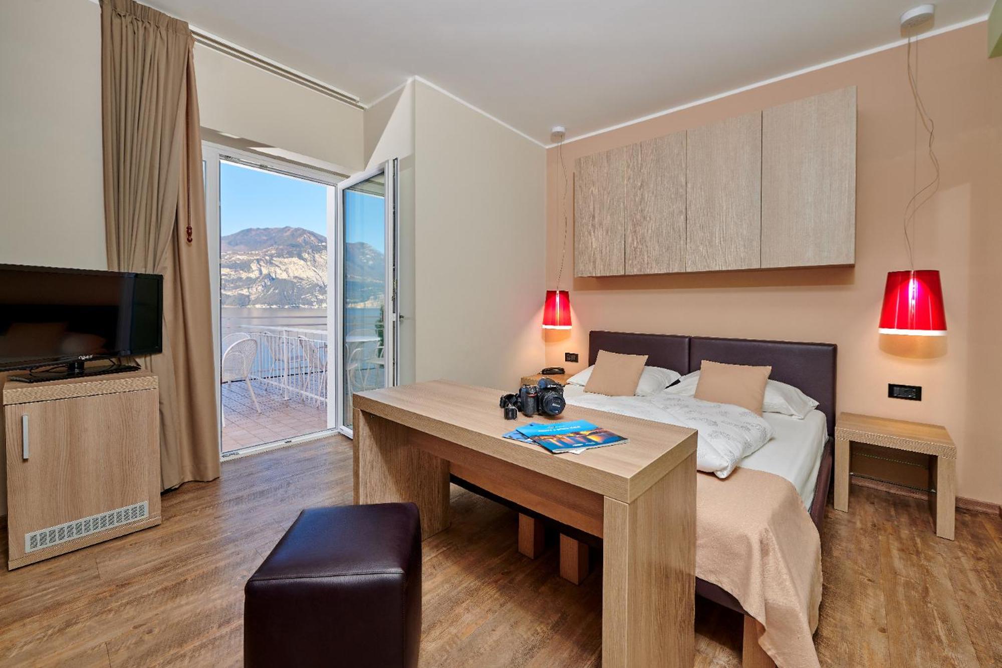 Hotel Eden Brenzone sul Garda Ruang foto