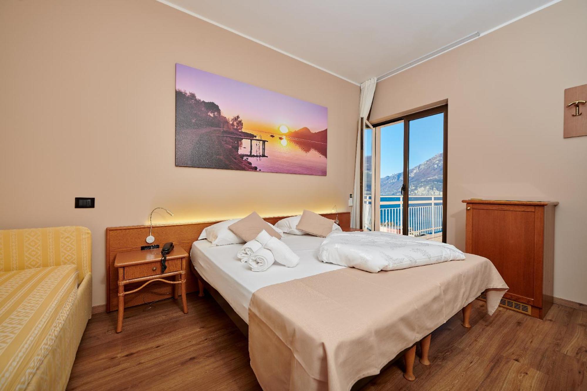 Hotel Eden Brenzone sul Garda Ruang foto